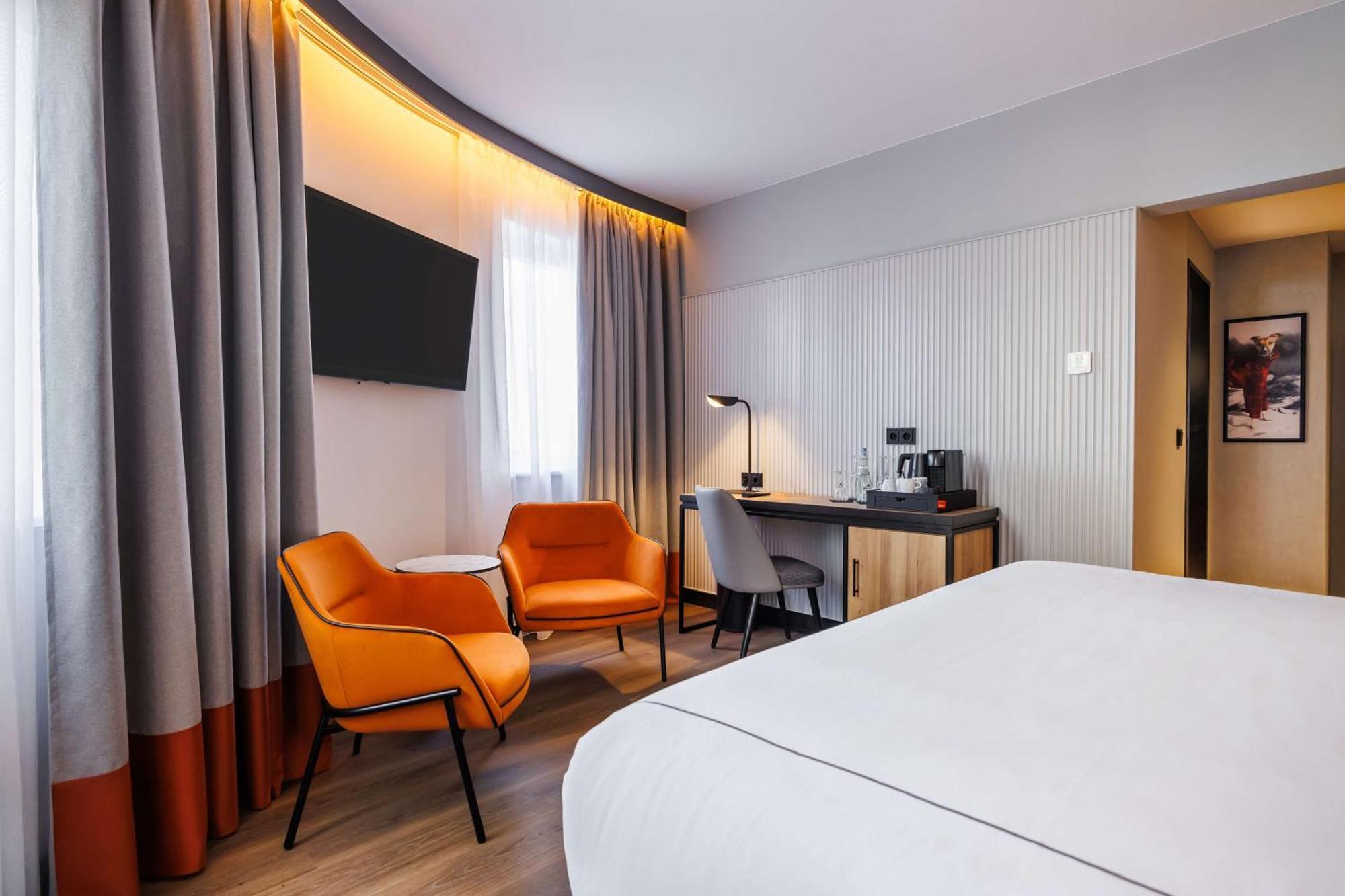 Radisson Red Berlin Kudamm Hotel Exterior photo