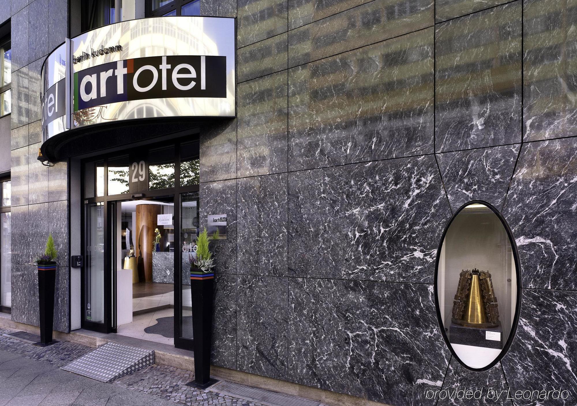 Radisson Red Berlin Kudamm Hotel Exterior photo
